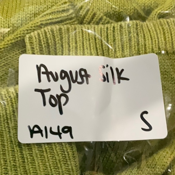 August Silk Knits Lime Green Top in Sz Small - Picture 11 of 11
